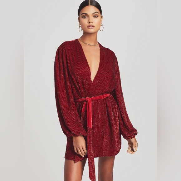 Retrofête Gabrielle Robe in Ruby Red - Picture 2 of 12